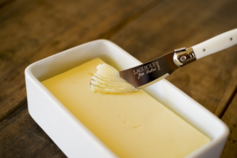 お肌の健康と美容～例えば発酵バターのススメ～